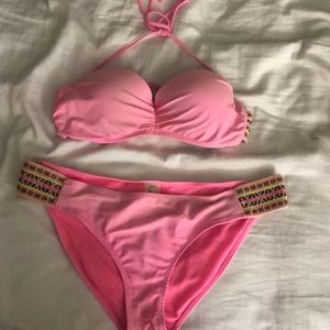 Pink bikini set / swimsuit